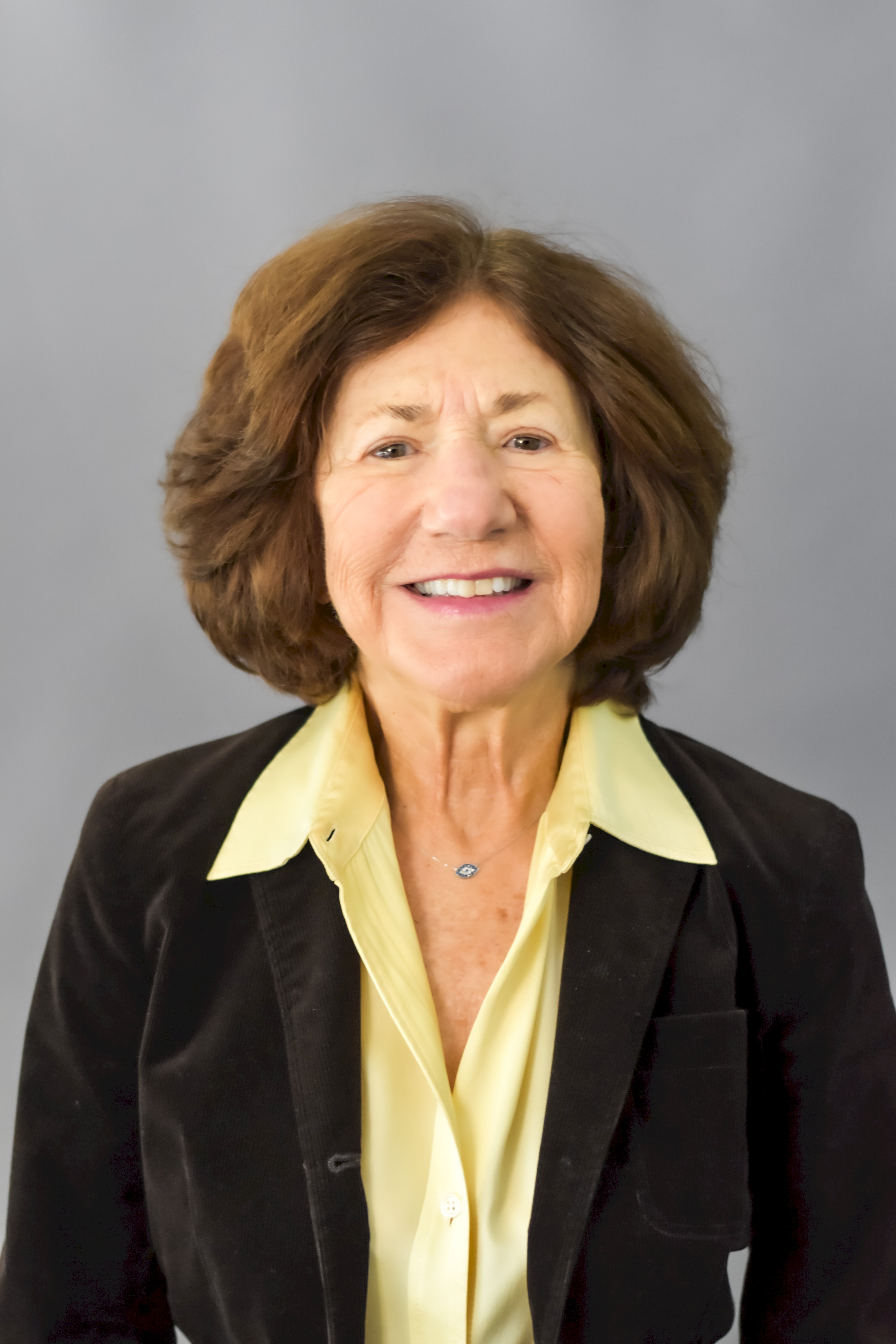 Fortuna Menda - Real Estate Sales Associate