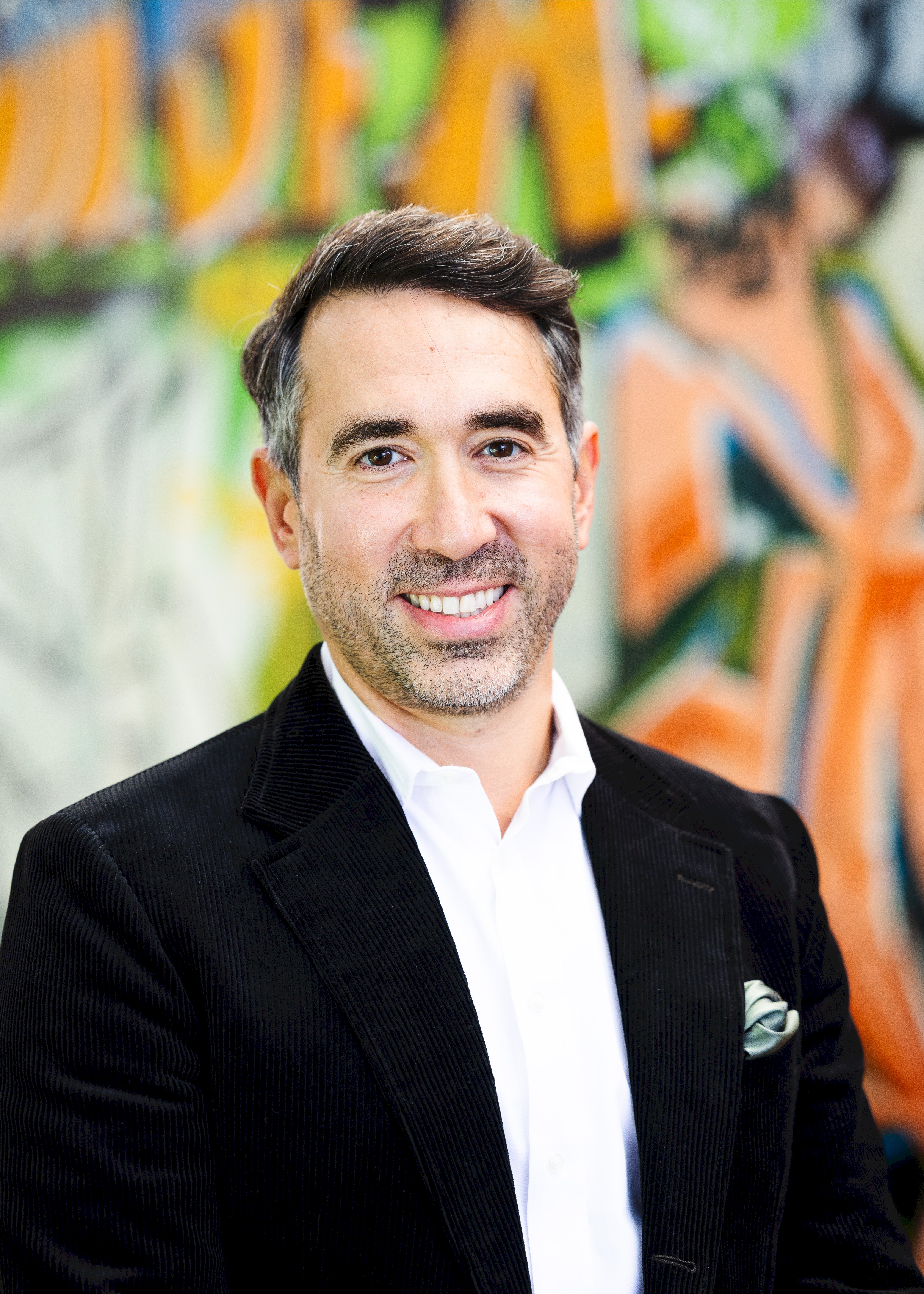 Agent profile picture of Eddie Jones