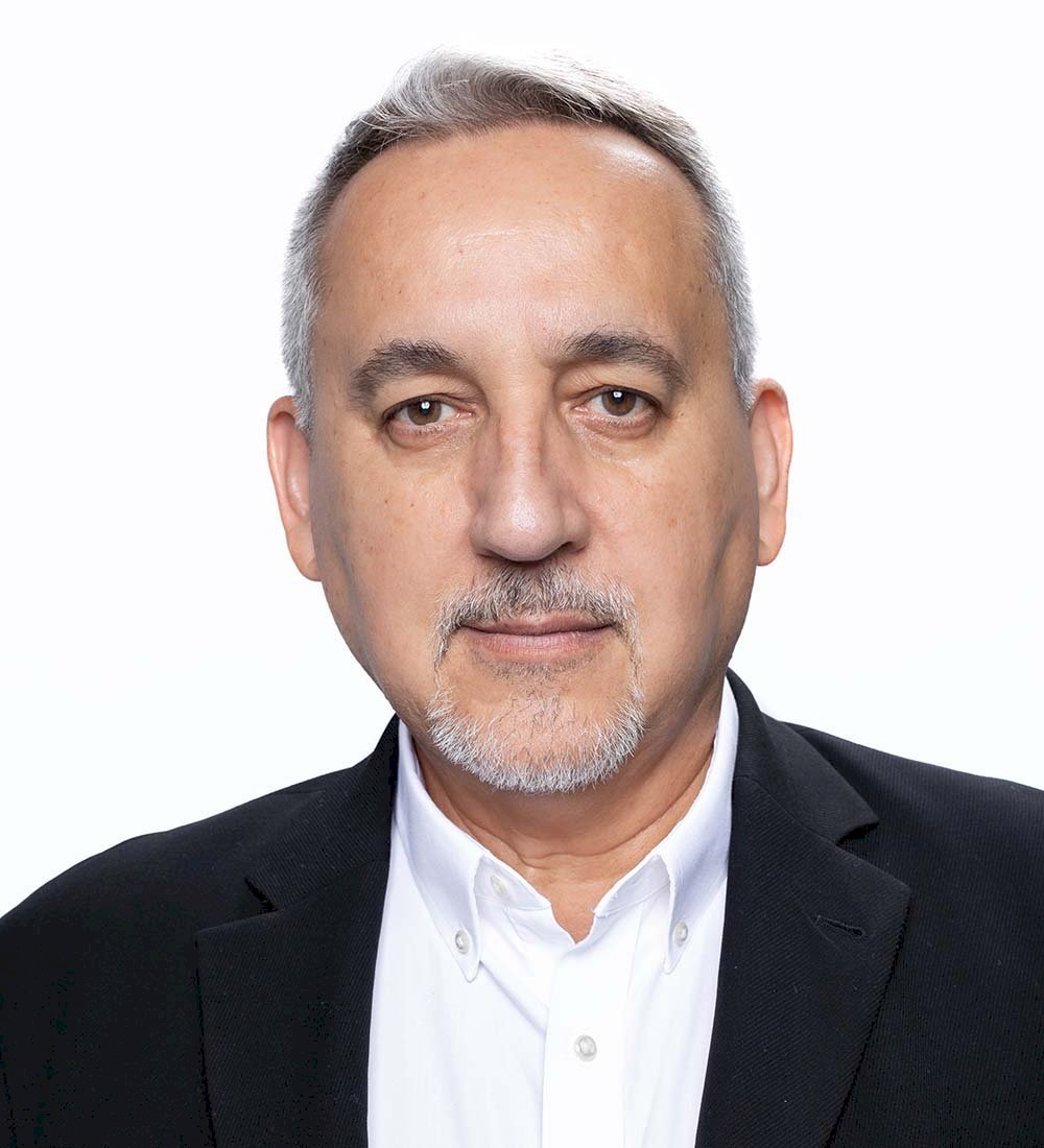 Carlos Suarez