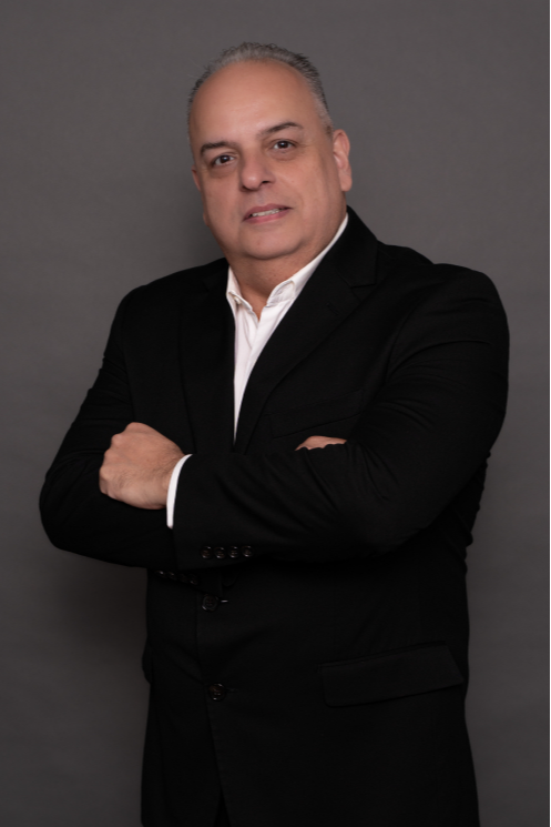 Carlos L Bonnemaison