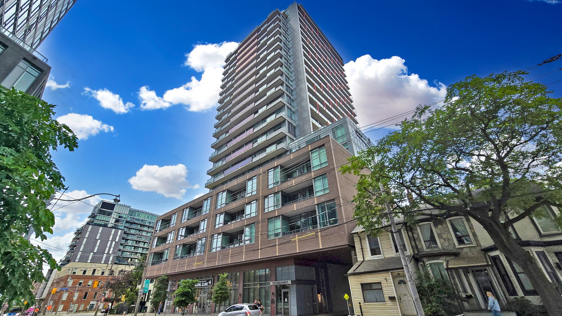 East United Condos | 4 Condos For Sale & 6 For Rent